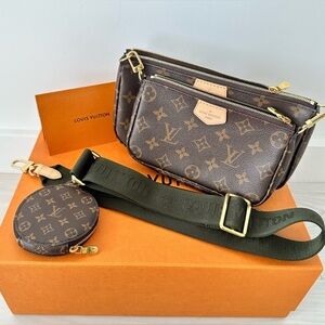 LOUIS VUITTON pochette Brand NEW